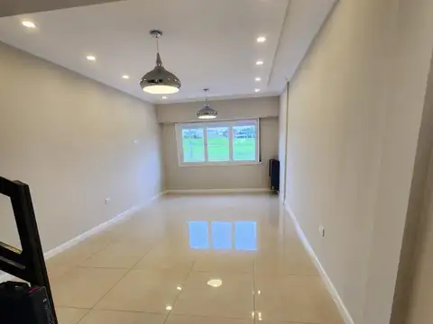 Tucumán 4200, Piso 1