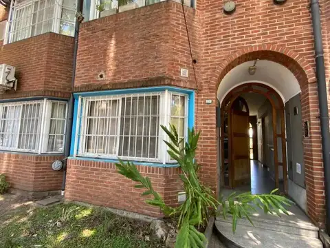 VENTA DEPARTAMENTO 2AMB C/COCH. PLANTA BAJA.Quilmes Ctro.