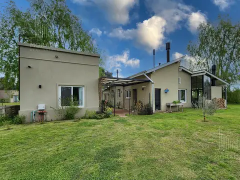 Casa en Alquiler en El Malacate, USD 1.800