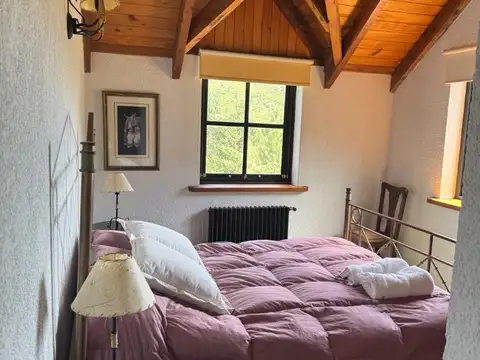 Casa 5 ambientes con 4 baños