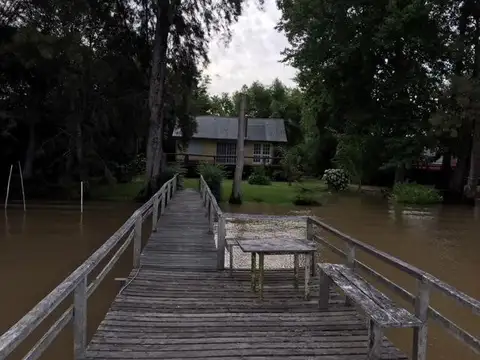 Casa en Venta en Capitan, USD 120.000