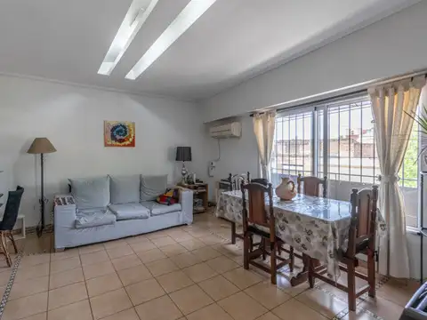 Depto Tipo Casa en Venta de 3 ambientes