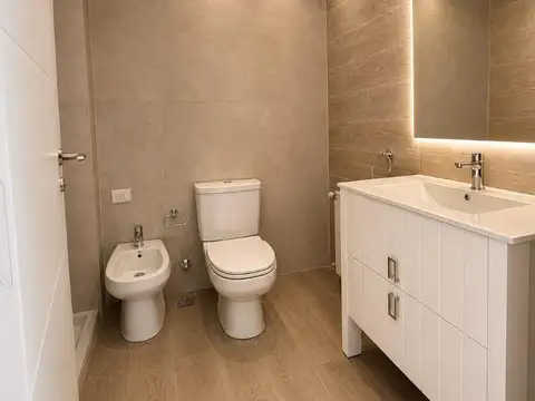 VENTA 3 AMB TIPO CASA EN CONDOMINIO PATIO/ COCHERA/BAULERA