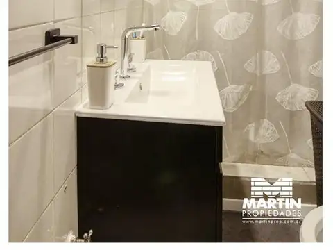Depto en venta en Saavedra, 2 amb por escalera. Bajas expensas