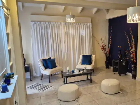 Casa en Alquiler en Barrio Tres Cerritos, $ 1.700.000