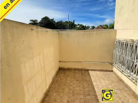 Departamento en Alquiler con 1 cocheras