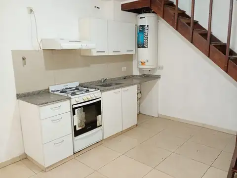 Depto Tipo Casa en Venta con 1 cocheras