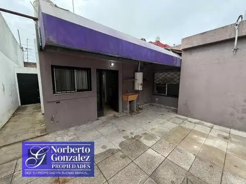 El Palomar Oportunidad Casa + Local Sobre Amplio Lote Sobre Av F: 11239