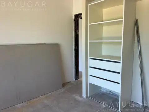 Casa en Venta en Los Alcanfores, USD 230.000