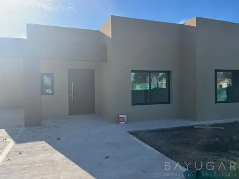 Venta Casa  EN OBRA - Barrio Privado Los Alcanfores - Pilar