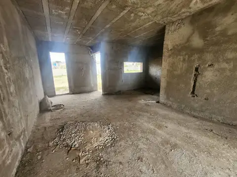 Casa 3 ambientes con 1 baño