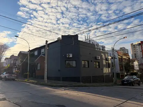 HOTEL SEMIRECICLADO BARRIO STELLA MARIS