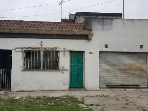 OPORTUNIDAD VENTA CASA 3 AMBIENTES ESCUCHA OFERTA