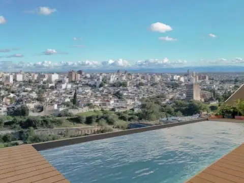 Avenida Castro Barros 1000