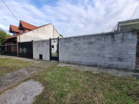 Casa Venta 3 ambientes Lote Propio Banfield