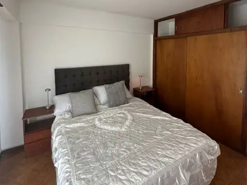 Departamento en venta 2 ambientes con dos balcones - Constitución