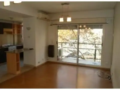 2 AMBIENTES CON BALCÓN ATERRAZADO, PARRILLA, PILETA, 2 AIRES AC