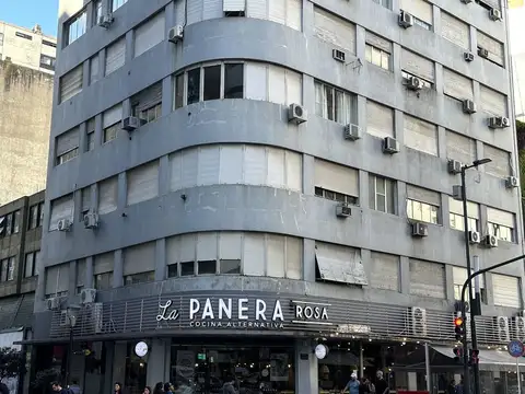 2 AMB Av. Corrientes  Ideal Vivienda u Oficina