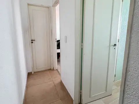 Departamento 3 amb. c/ balcon + esp. p/ auto. Reciclado- Punta Mogotes