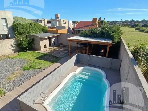 La escollera  100 - BI683731