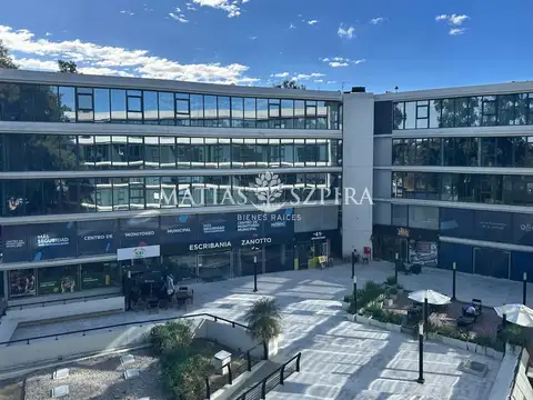 Oficina en Francisco Alvarez