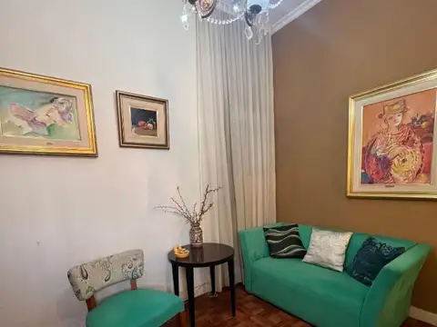 CASA CON DEPARTAMENTO EN VENTA BARRIO COLON 