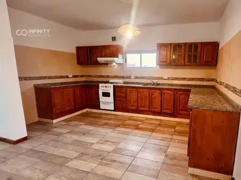 Casa en Alquiler de 3 dormitorios