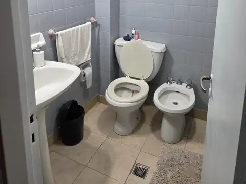 Departamento en Alquiler con 1 cocheras