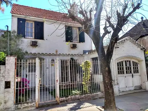 VENTA LOCA COMERCIAL 4 EN  HAEDO ESTILO INGLES 