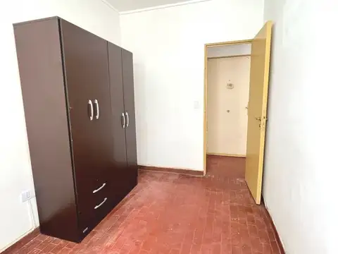 VENTA DEPARTAMENTO 2 AMBIENTES LATERAL - SUPER LUMINOSO - PISO ALTO - ELEODORO LOBOS 200 - CABA...