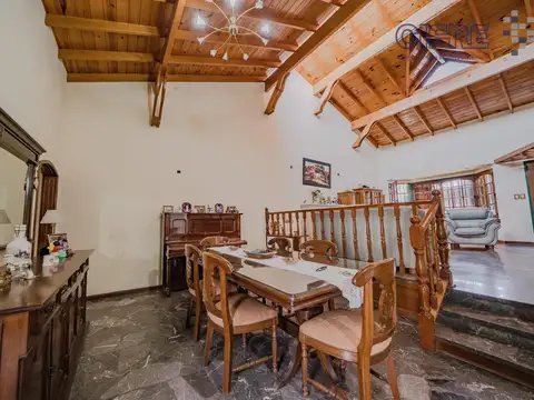 Casa en Venta de 4 dormitorios