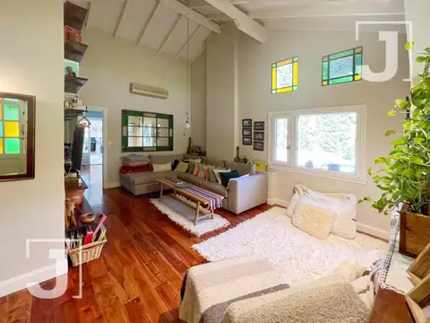 Casa en Venta de 4 dormitorios