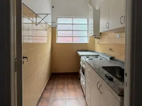 Departamento en Alquiler en Versalles, $ 750.000