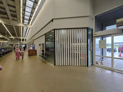 Local en  alquiler dentro de Chago Mas de Laferrere