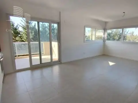 Departamento a la Venta y Alquiler en Jardines del Palmar