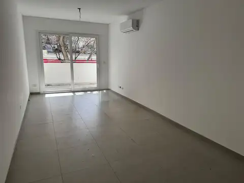 Departamento 4 ambientes con 3 baños
