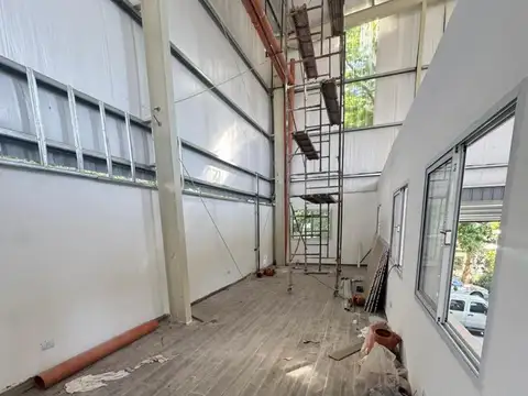 Galpon en Alquiler 12  mts Fondo