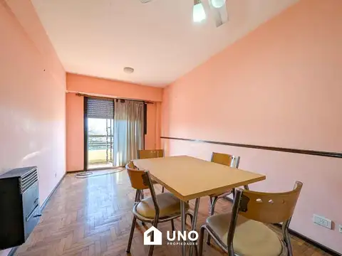 Av. Francia y Bv. 27 de Febrero - Dpto de 1 Dormitorio Externo.