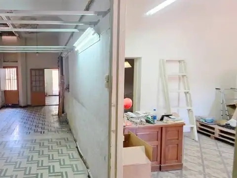 Ameghino 671 , Piso 0