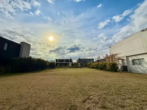 Terreno en Venta de 702,0 m2