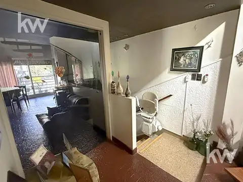 Depto Tipo Casa en Venta 50 años