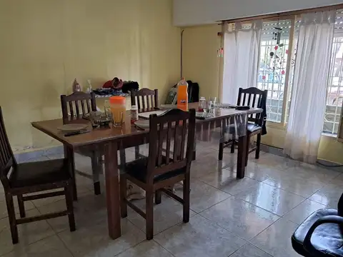 Casa en Venta en General Roca, USD 90.000