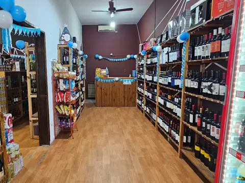 En VENTA/  2 Locales comerciales en  Punta  Alta