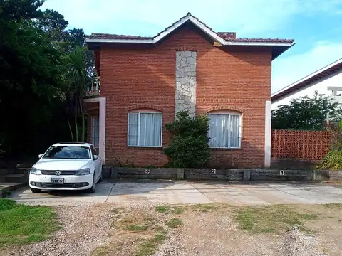 Departamento de 3 dormitorios en alquiler temporario en Pinamar