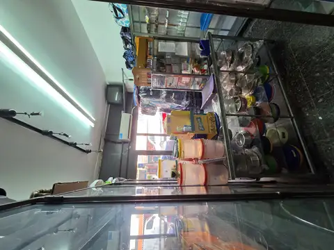 Local en Alquiler en Centro calle 8, $ 1.100.000