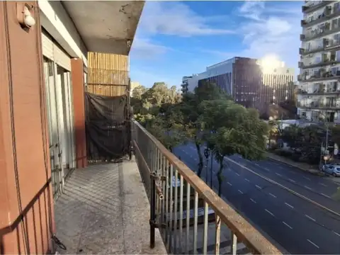 Av Libertador  al 2300