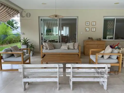 Casa en San Lorenzo, en Jacinto Benavente al 700, Salta
