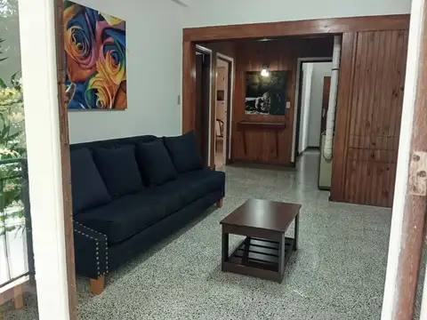 Depto Tipo Casa en Venta 70 años