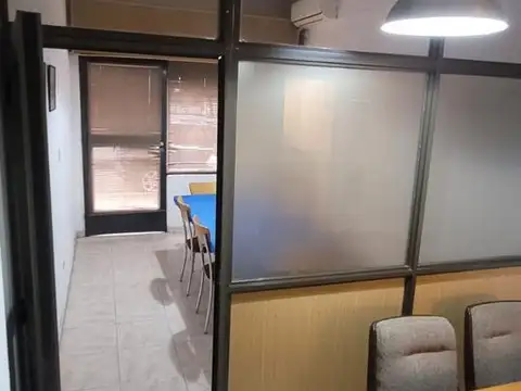Local en Alquiler en La Plata, $ 400.000