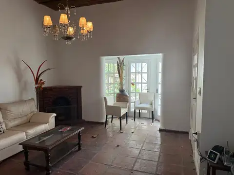 Casa en Venta en Lomas de Zamora, USD 185.000